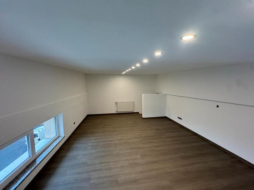 Helle 4,5 Zimmer Wohnung Frisch Renoviert