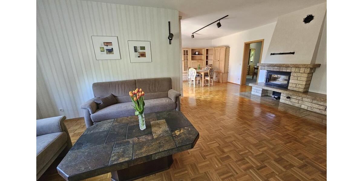 Einfamilienhaus Hannover Ahlem-Badenstedt-Davenstedt - 8.5 Zimmer, 176 m&sup2;, 1.950&euro; | Angebot:26397937
