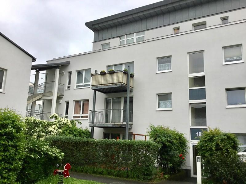 Stop! Praktische 3-Zimmer-Wohnung