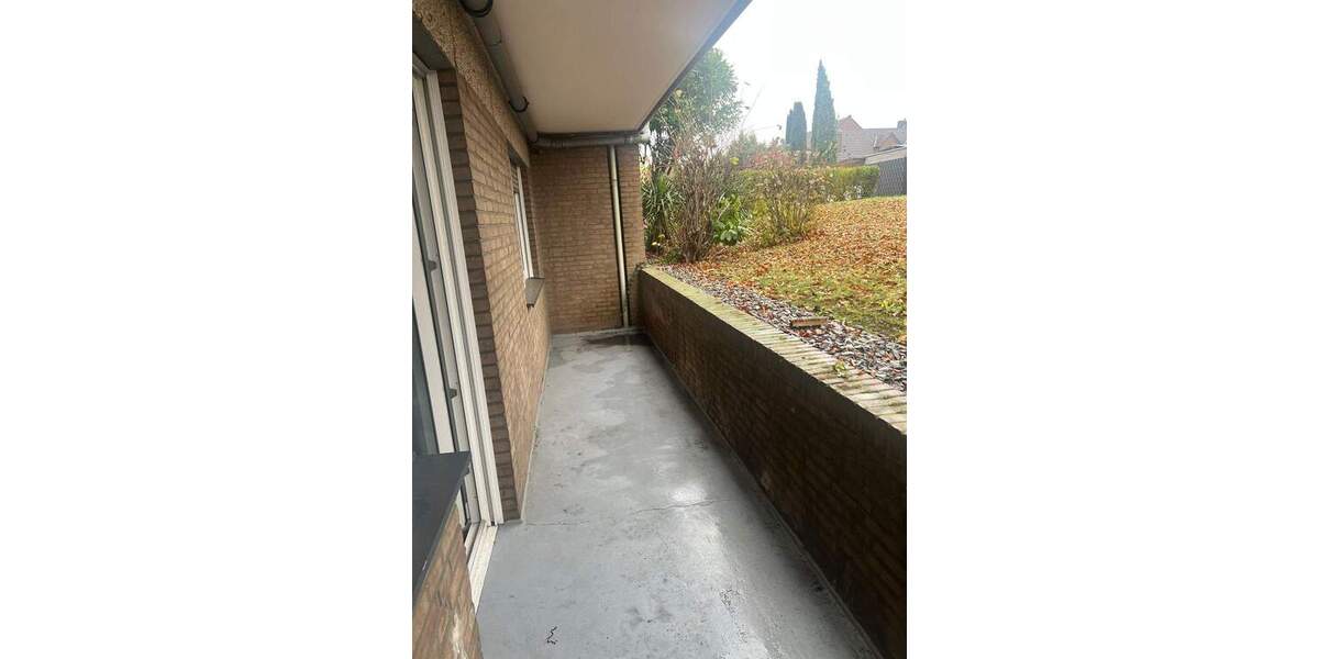 SCHÖN AUSGESTATTETES APPARTMENT MIT EINBAUKÜCHE UND BALKON IN NEUSS-HOLZHEIM 1 zimmer