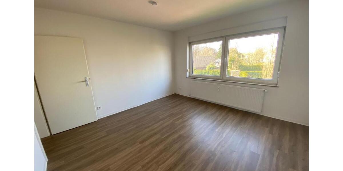 Etagenwohnung Oldenburg Ziegelhof - 2 Zimmer, 72 m&sup2;, 699&euro; | Angebot:25721756