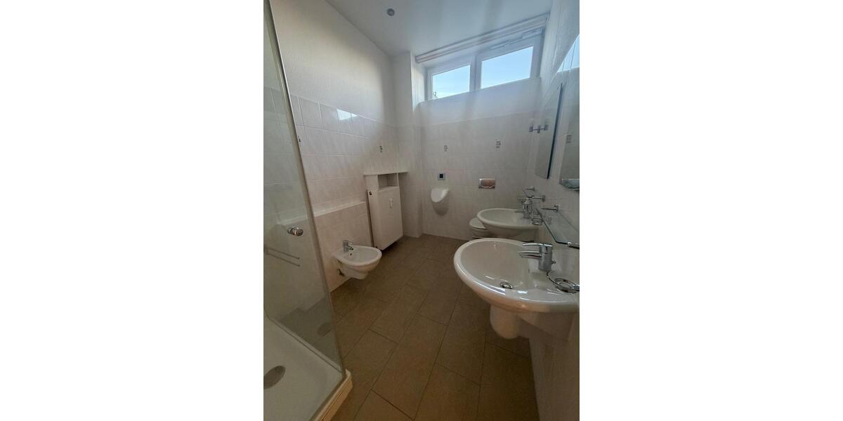 Erdgeschoßwohnung Neustadt an der Weinstraße Diedesfeld - 3 Zimmer, 95 m&sup2;, 1.090&euro; | Angebot:25427993