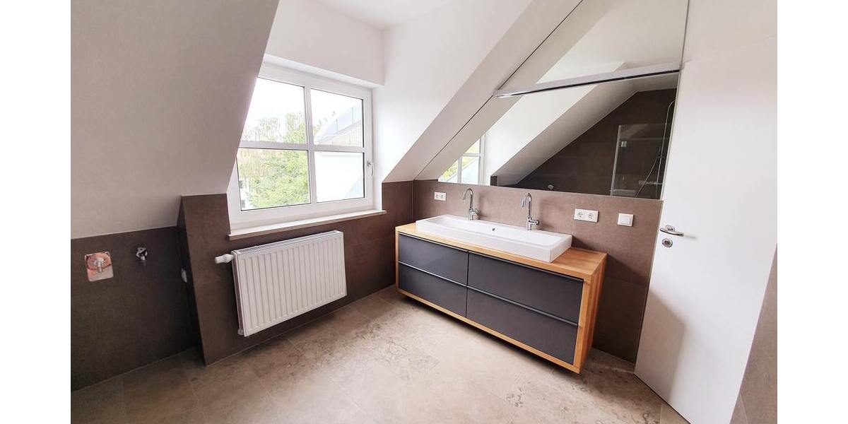 Exklusive 4-Zimmer-Wohnung - mit Einbauküche- hochwertig ausgestattet! - Maisonettenwohnung Chemnitz Kapellenberg | Angebot:26931497