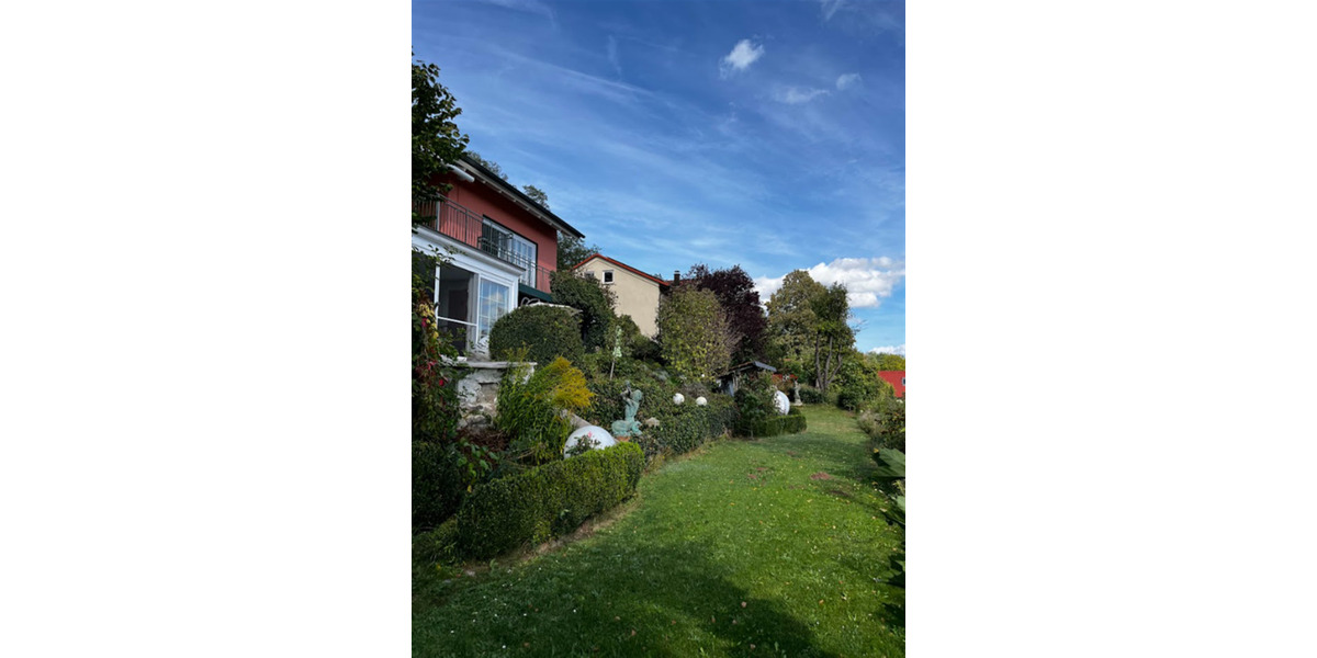 Erdgeschoßwohnung Burghaslach - 6 Zimmer, 220 m&sup2;, 1.250&euro; | Angebot:25379613