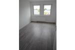 Helle, renovierte 2-Zimmer-Wohnung mit Balkon wartet auf Sie! zimmer