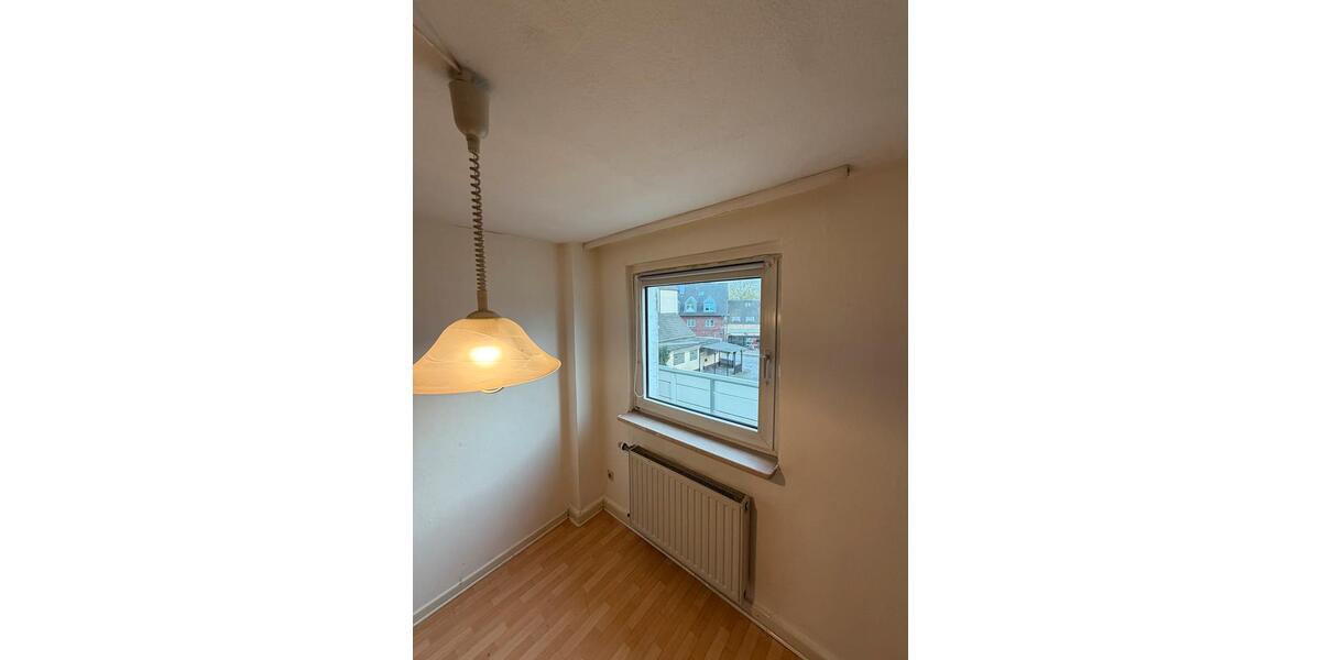 Dachgeschoßwohnung Duisburg Walsum - 1 Zimmer, 58 m&sup2;, 630&euro; | Angebot:26091586