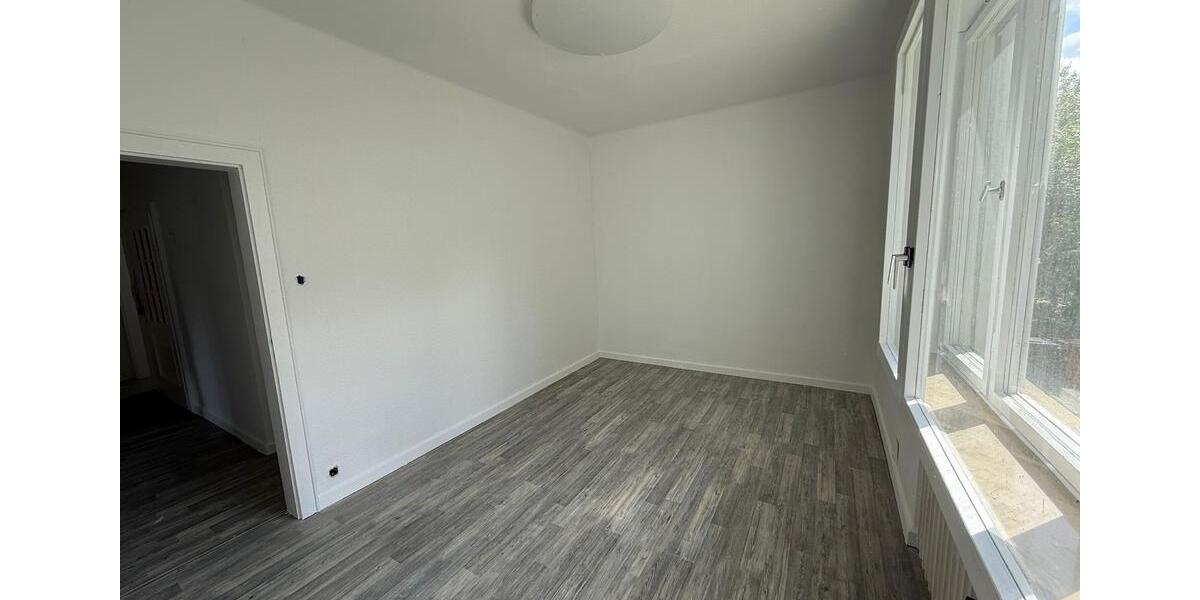 Erdgeschoßwohnung Mannheim Feudenheim - 3 Zimmer, 100 m&sup2;, 1.250&euro; | Angebot:26546755