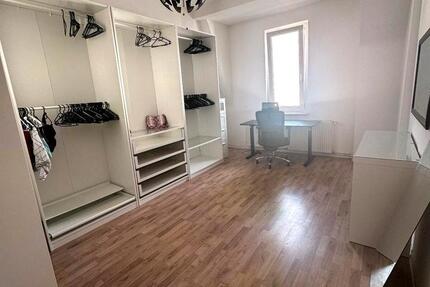### Erfurt 4-RaumWohnung mit 2 Bädern zur Miete ###