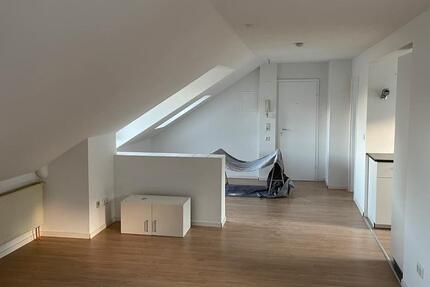 Dachgeschoßwohnung zur Miete