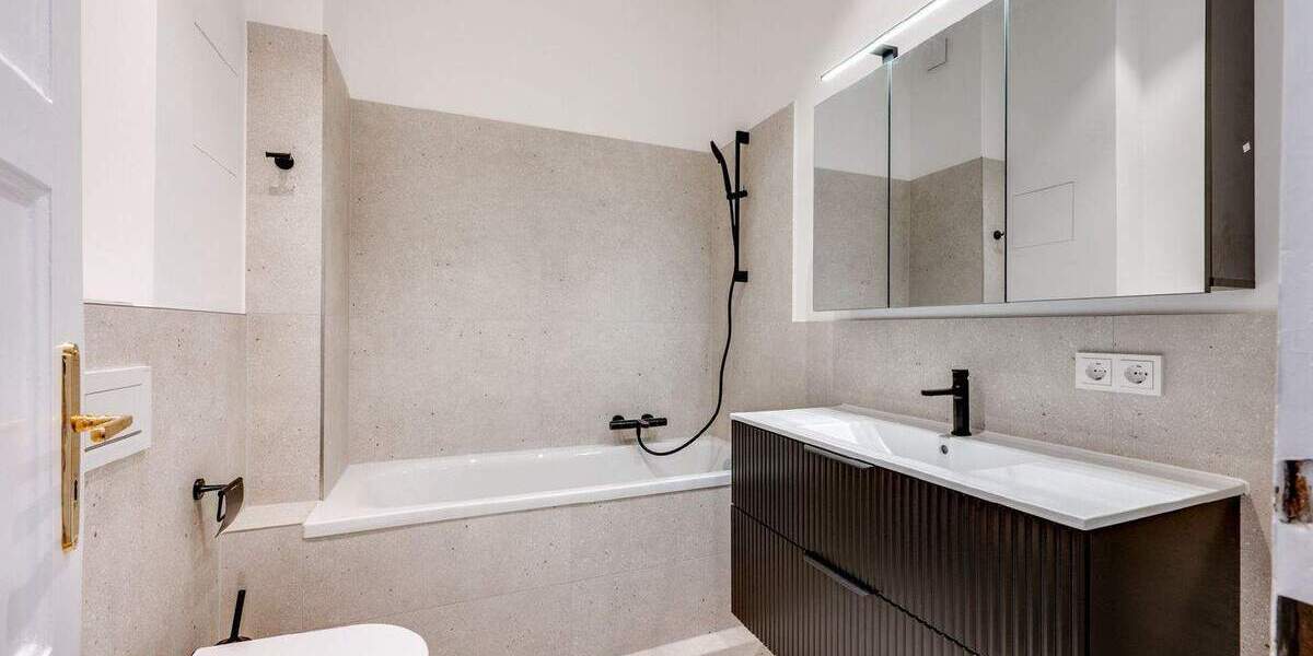 Etagenwohnung München Bogenhausen - 3 Zimmer, 126 m&sup2;, 3.500&euro; | Angebot:25671258