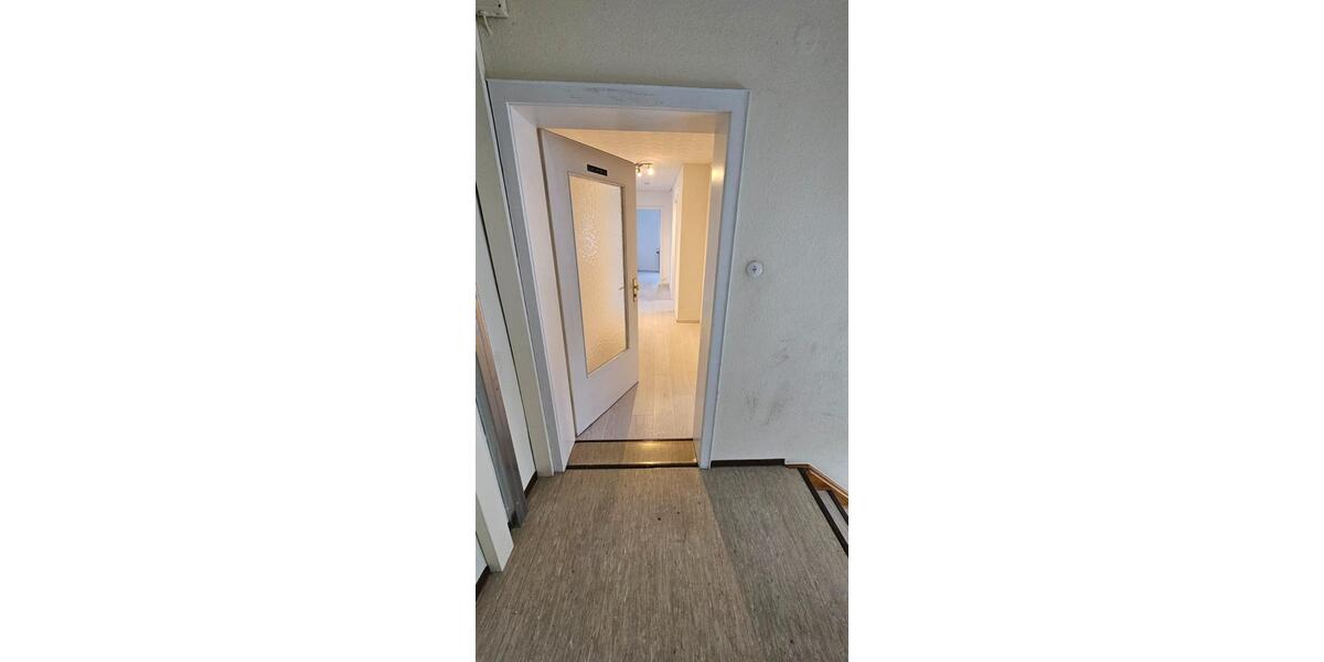 Etagenwohnung Heubach - 3 Zimmer, 76 m&sup2;, 800&euro; | Angebot:24600167