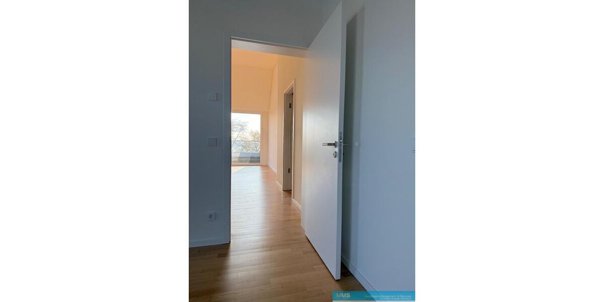 Dachgeschoßwohnung Berlin Treptow-Köpenick - 4 Zimmer, 123 m&sup2;, 2.300&euro; | Angebot:25418974