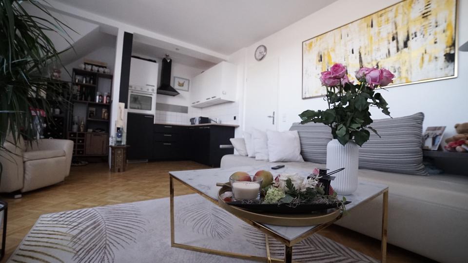 Einfamilienhaus München Schwabing-Freimann - 2.5 Zimmer, 60 m&sup2;, 2.149&euro; | Angebot:26636857