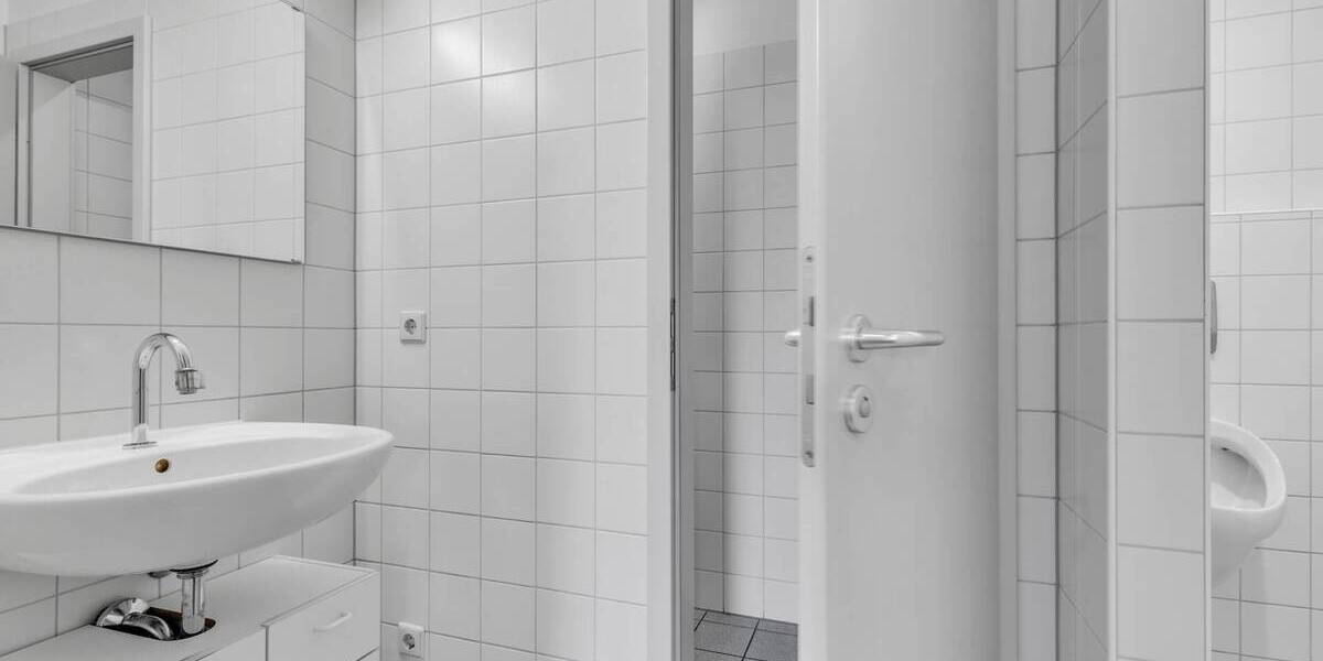 Gewerbeobjekt Eggenstein-Leopoldshafen Eggenstein - 5 Zimmer, 190 m&sup2;, 2.280&euro; | Angebot:20954672