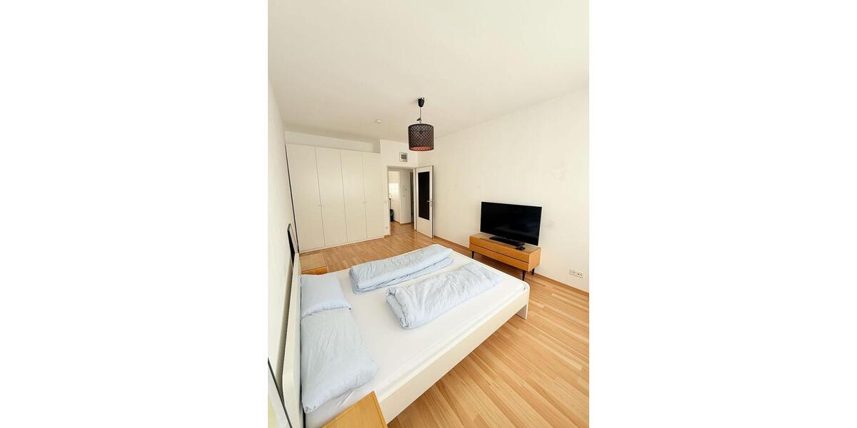 Etagenwohnung Bonn - 3 Zimmer, 70 m&sup2;, 1.290&euro; | Angebot:25805468