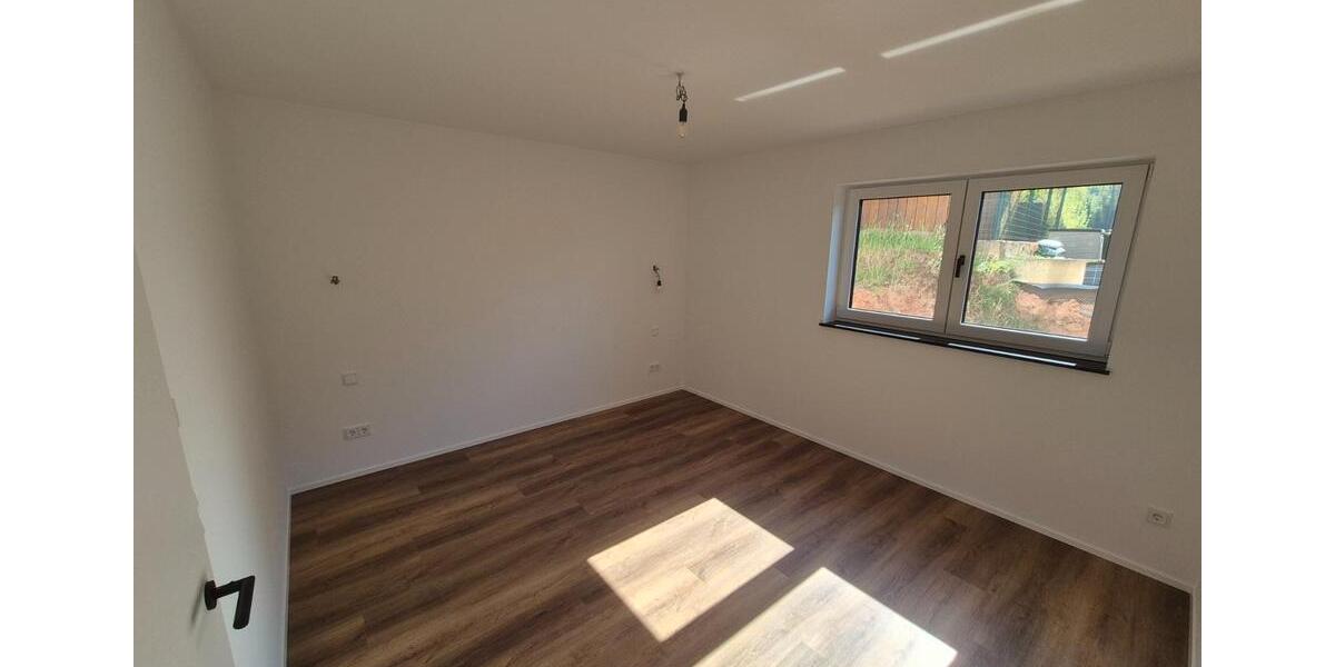 Erdgeschoßwohnung Elsenfeld - 2 Zimmer, 68 m&sup2;, 900&euro; | Angebot:26525680