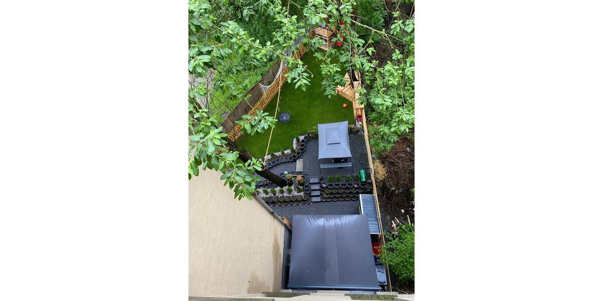 Dachgeschoßwohnung Plauen Altstadt - 5 Zimmer, 130 m&sup2;, 1.000&euro; | Angebot:25999918