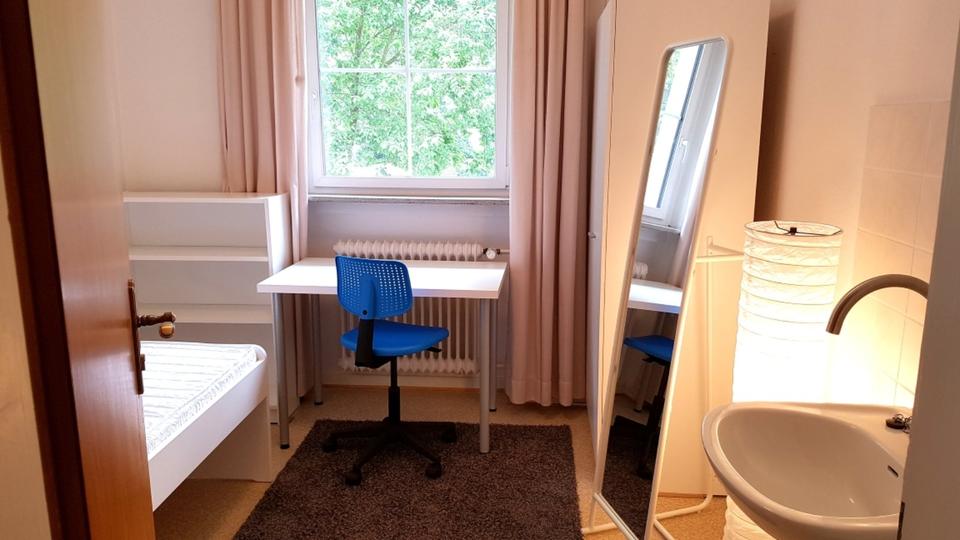 Etagenwohnung Mayen - 1 Zimmer, 10 m&sup2;, 315&euro; | Angebot:24756396