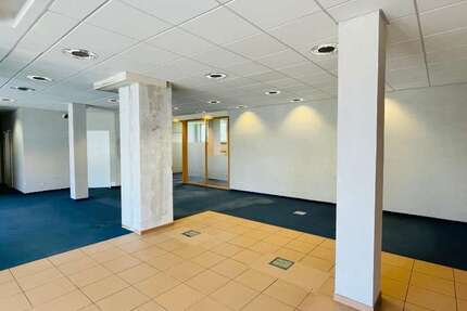 Einzelhandel in München 5.880 € 335.77 m² zimmer