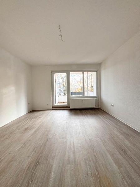 Hübsche 3-Zi.-Whg. mit modernem Badezimmer und Balkon zimmer