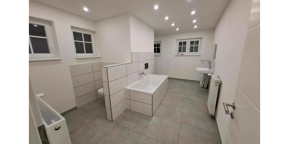 Erdgeschoßwohnung Kirn - 4 Zimmer, 125 m&sup2;, 813&euro; | Angebot:25965343