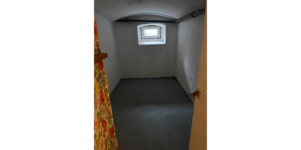 Dachgeschoßwohnung Görlitz - 2.5 Zimmer, 75 m&sup2;, 420&euro; | Angebot:25793052