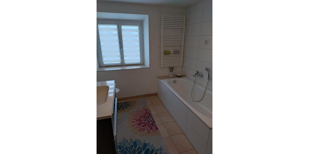 EG Wohnung für 6 Monate Zwischenmiete 3 zimmer