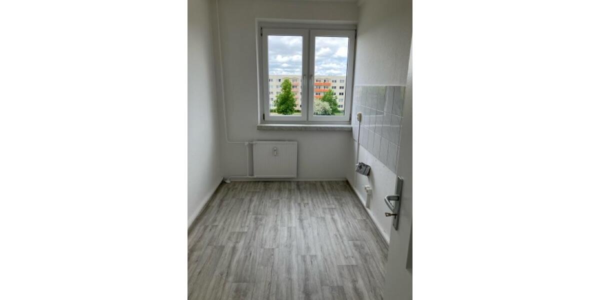 Etagenwohnung Angermünde - 4 Zimmer, 69 m&sup2;, 430&euro; | Angebot:26646802