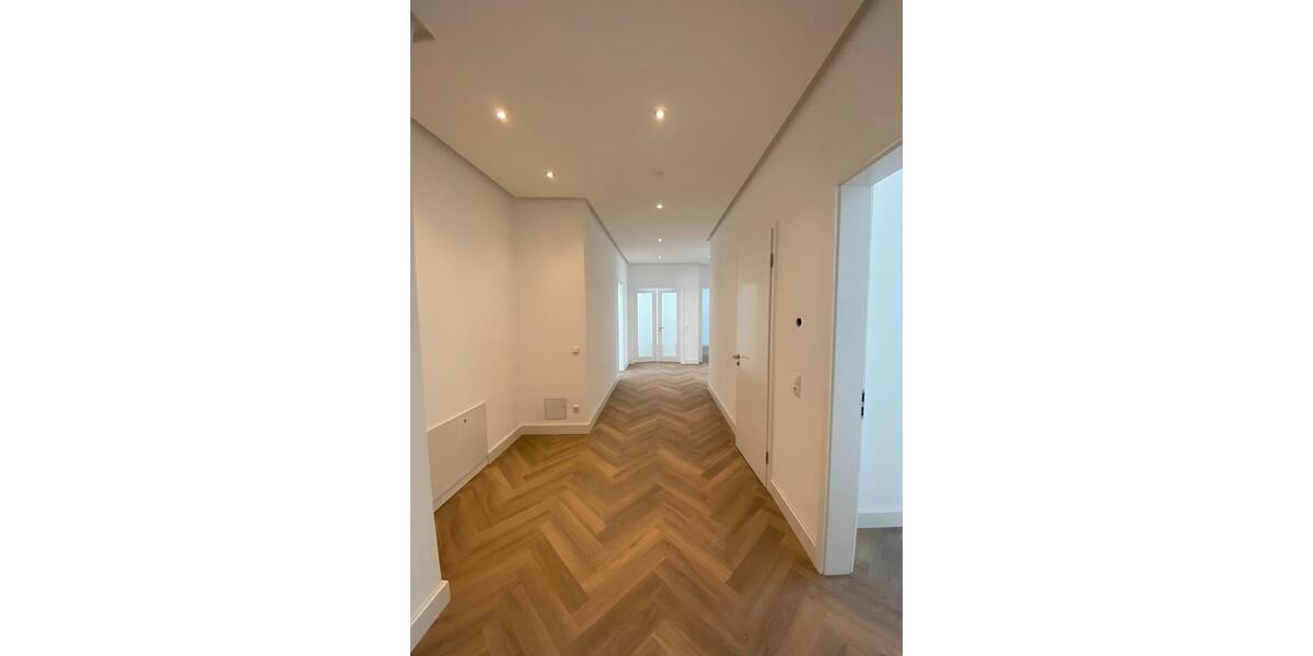 *Helle, moderne 5 Zimmer Maisonette im 3.OGDG- Zentrum von Plauen -Lift und mit großem Balkon, EBK* 5 zimmer