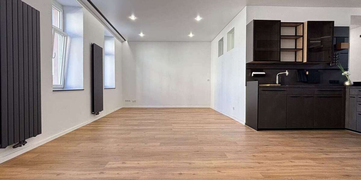 Etagenwohnung Hauptstuhl - 5 Zimmer, 148 m&sup2;, 1.750&euro; | Angebot:27441622