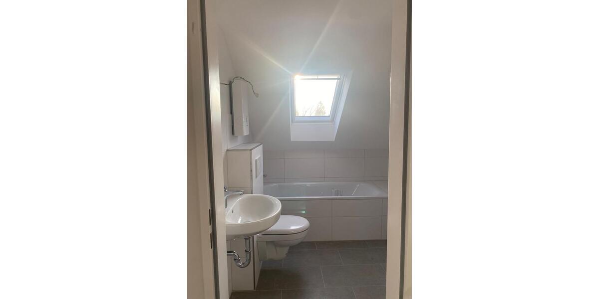 Dachgeschoßwohnung Würselen - 2 Zimmer, 62 m&sup2;, 770&euro; | Angebot:25211901