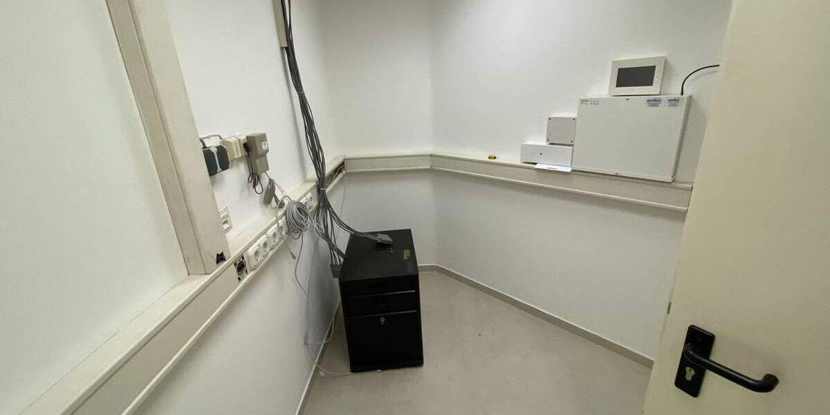 Gewerbeobjekt Kolbermoor - 4 Zimmer, 248 m&sup2;, 3.375&euro; | Angebot:25727375