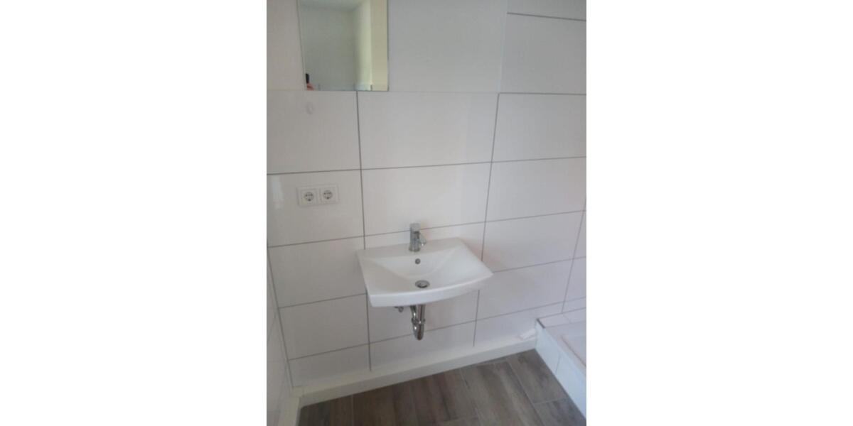 Etagenwohnung Neukirchen - 2 Zimmer, 36 m&sup2;, 306&euro; | Angebot:24750611