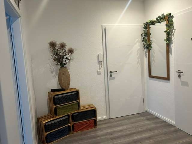Etagenwohnung Salzkotten Mantinghausen - 3 Zimmer, 158 m&sup2;, 905&euro; | Angebot:27219045