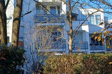 Helle 2-Zimmer-Wohnung mit großem Balkon & Blick ins Grüne 2 zimmer