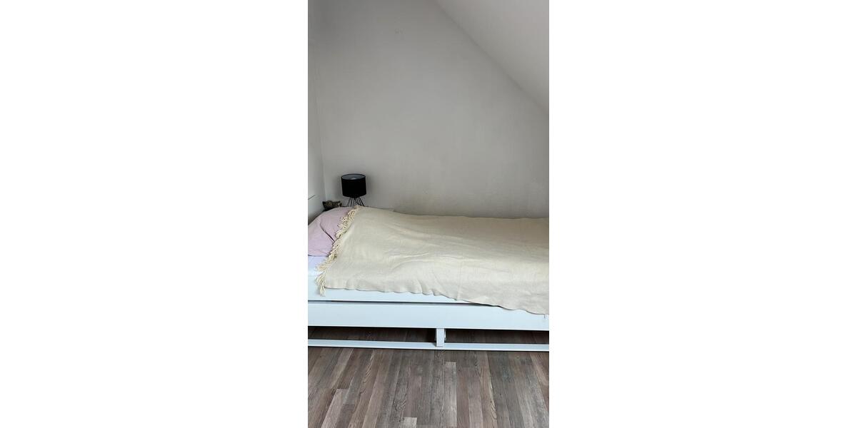 Dachgeschoßwohnung Boppard - 3 Zimmer, 90 m&sup2;, 890&euro; | Angebot:24704906