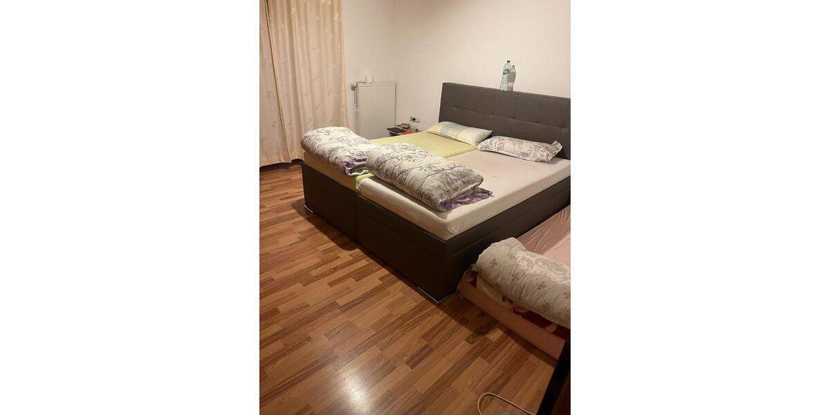 Reihenhaus Kleinlangheim - 5 Zimmer, 147 m&sup2;, 1.250&euro; | Angebot:25086117