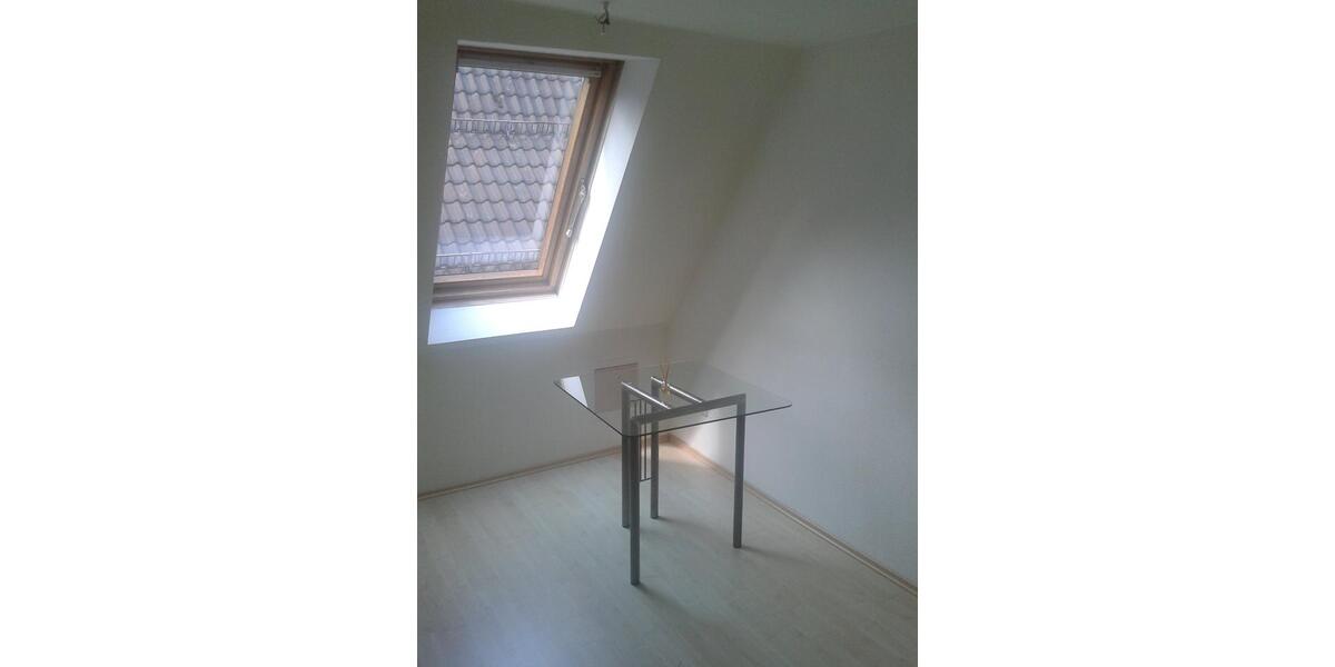 Dachgeschoßwohnung Wiesensteig - 2 Zimmer, 74 m&sup2;, 700&euro; | Angebot:25721134