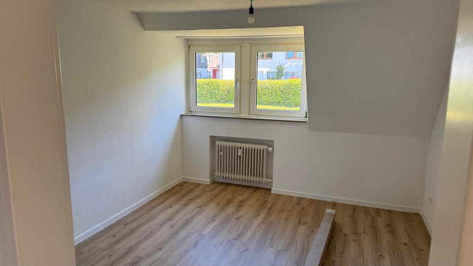 Dachgeschoßwohnung Plettenberg - 3 Zimmer, 60 m&sup2;, 450&euro; | Angebot:26342664