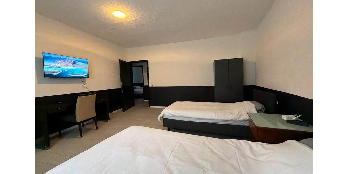 Wohnen auf Zeit Lüdenscheid - 5 Zimmer, 120 m&sup2;, 15&euro; | Angebot:26317719