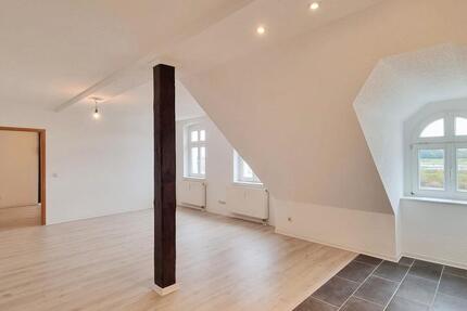 *Dachgeschosswohnung mit offener Wohnküche - Blick auf's Wasser!* zimmer