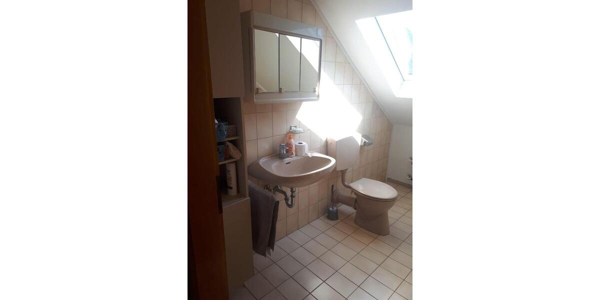 Dachgeschoßwohnung Schmelz - 4 Zimmer, 86 m&sup2;, 1.000&euro; | Angebot:25986605