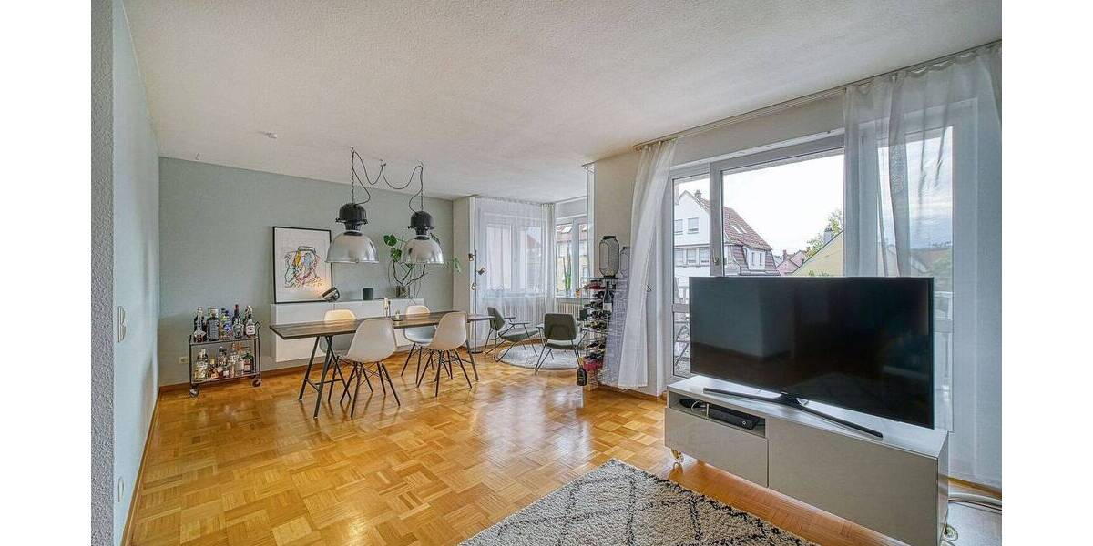 Etagenwohnung Stuttgart Zuffenhausen - 3 Zimmer, 80 m&sup2;, 990&euro; | Angebot:26796524