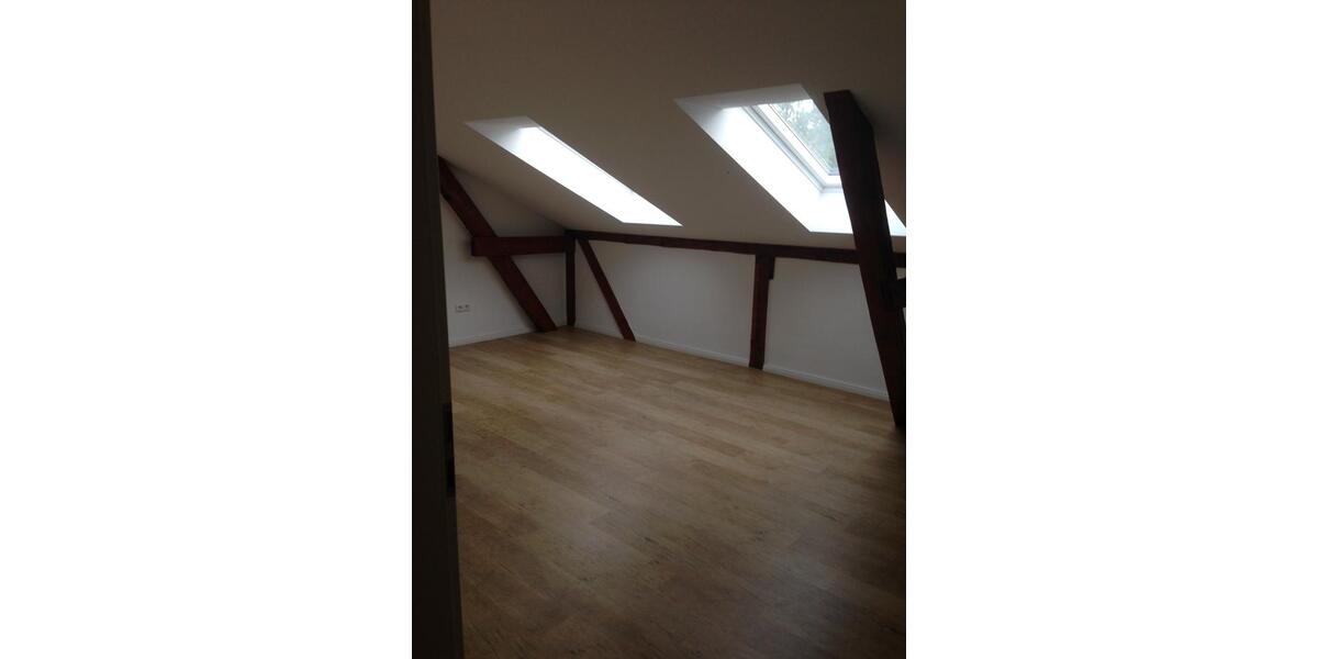 Dachgeschoßwohnung Greifswald - 3 Zimmer, 120 m&sup2;, 1.300&euro; | Angebot:24837715