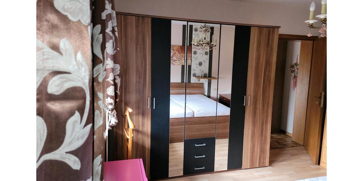 Erdgeschoßwohnung Hallenberg - 4 Zimmer, 74 m&sup2;, 570&euro; | Angebot:24878471