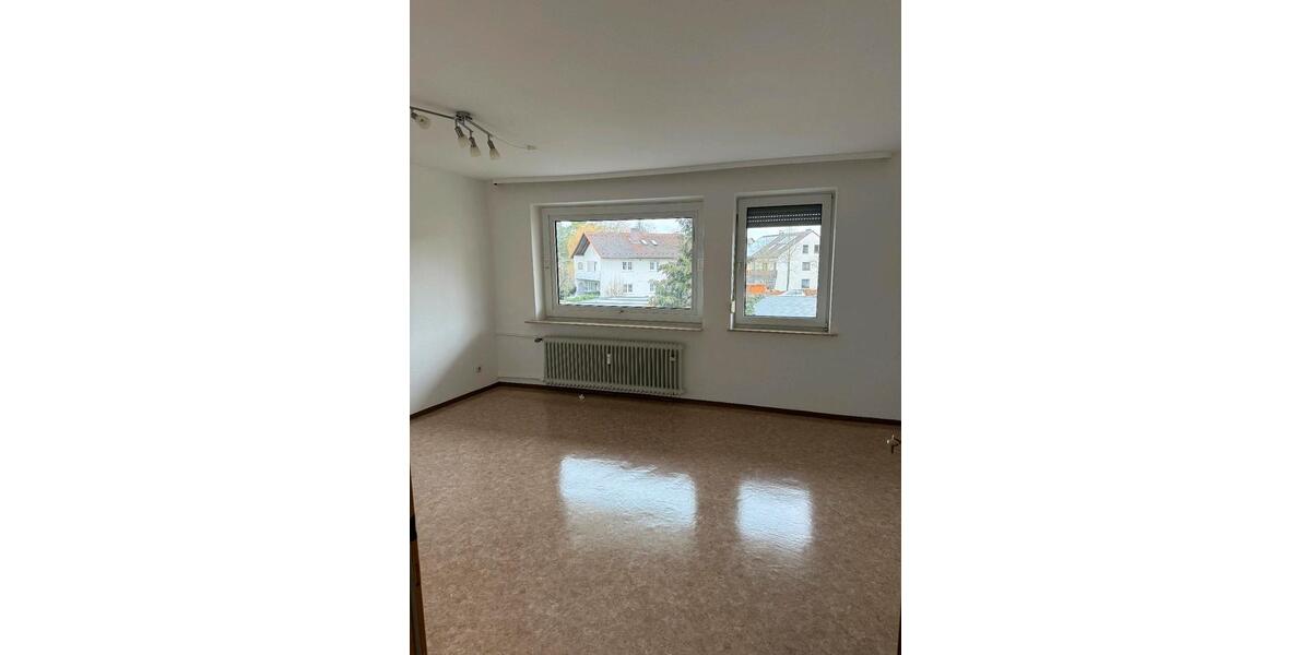 Etagenwohnung Rothenburg ob der Tauber - 3 Zimmer, 75 m&sup2;, 750&euro; | Angebot:25017957