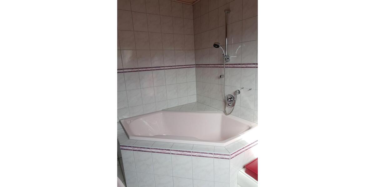 Dachgeschoßwohnung Biebergemünd - 3.5 Zimmer, 110 m&sup2;, 880&euro; | Angebot:26400684