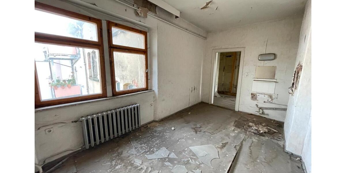 Mehrfamilienhaus, Wohnhaus Zwickau Zwickau-West - 40 Zimmer, 444 m&sup2;, 999&euro; | Angebot:19528589