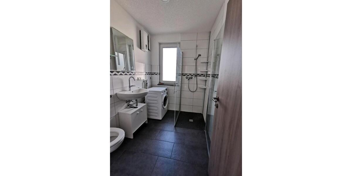 Wohnen auf Zeit Siegen Dillnhütten - 3 Zimmer, 350 m&sup2;, 450&euro; | Angebot:25922898