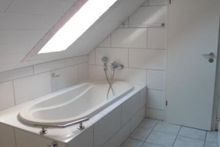 3 Zi-WOHNUNG Nähe Bahnhof 85 qm aktuell noch frei 3 zimmer